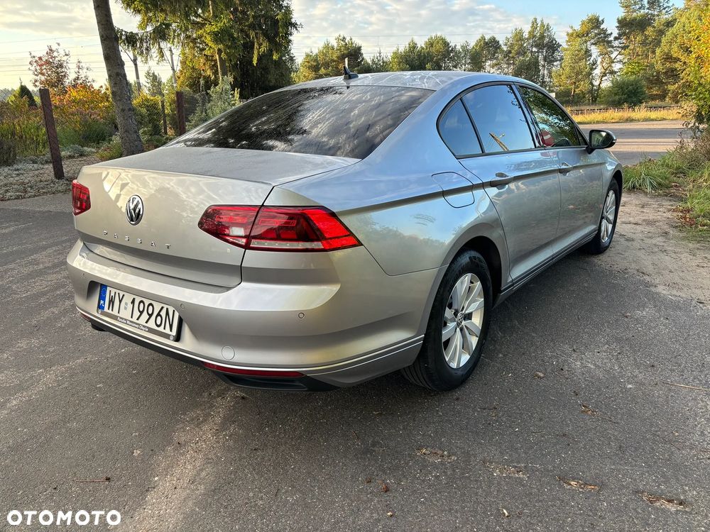 Volkswagen Passat 1.5 TSI EVO Business - 10
