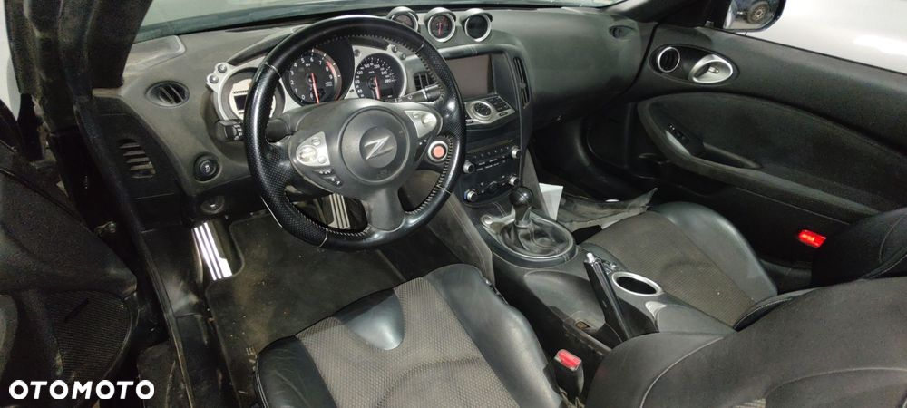 Nissan 370 Z 3.7 V6 Pack1 - 15