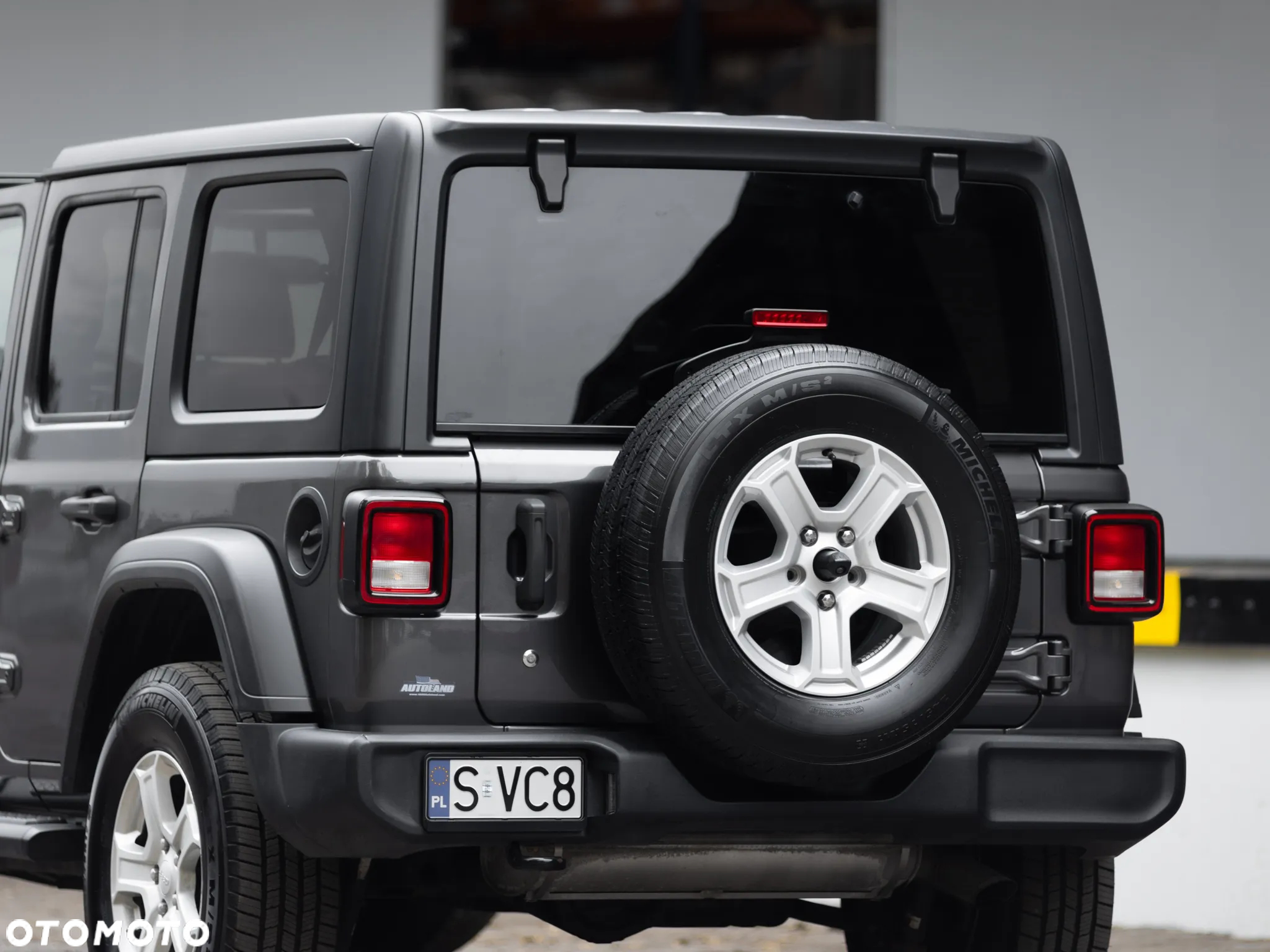 Jeep Wrangler Unlimited Hard-Top 3.6 Automatik X - 32