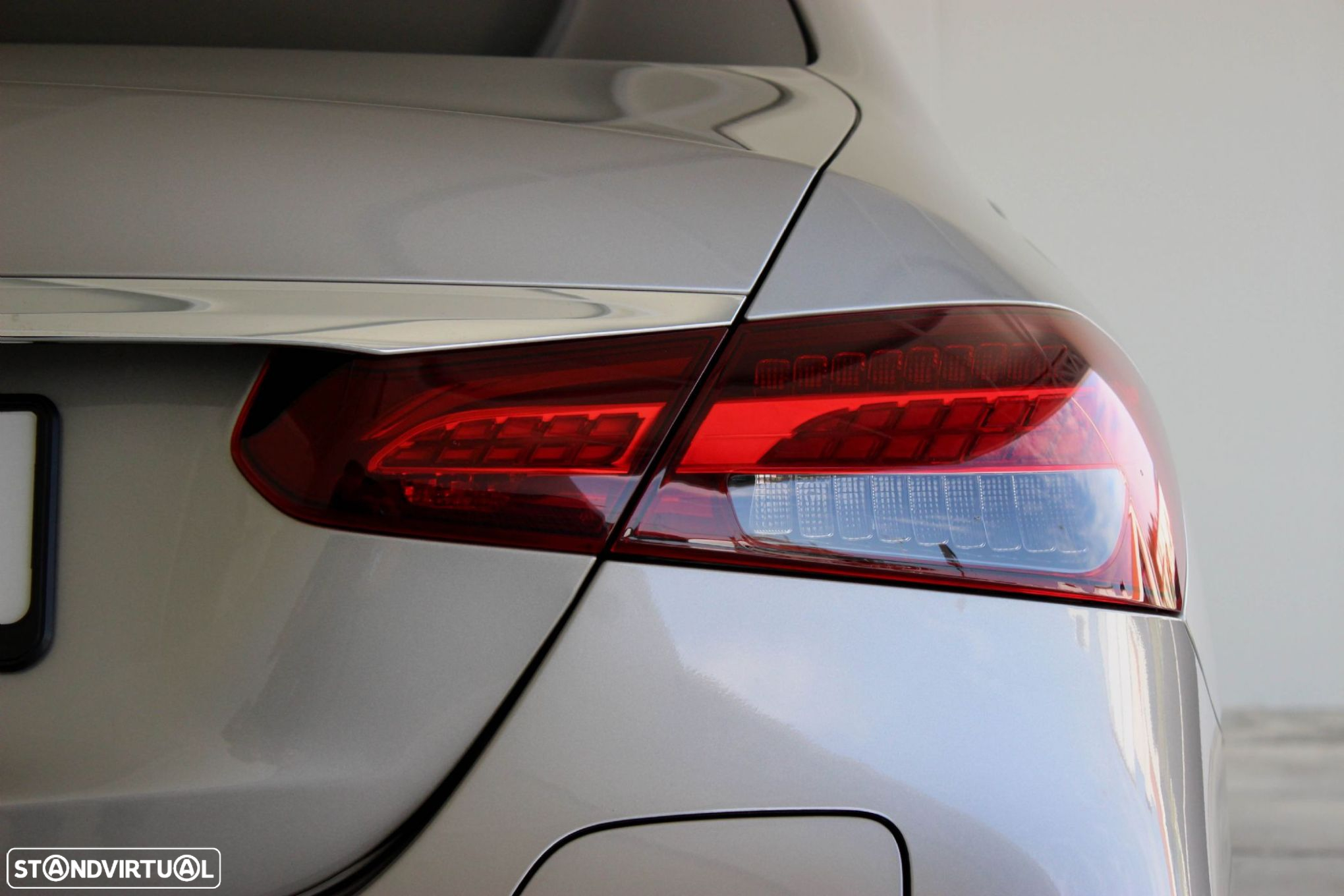 Mercedes-Benz E 300 de AMG Line - 9