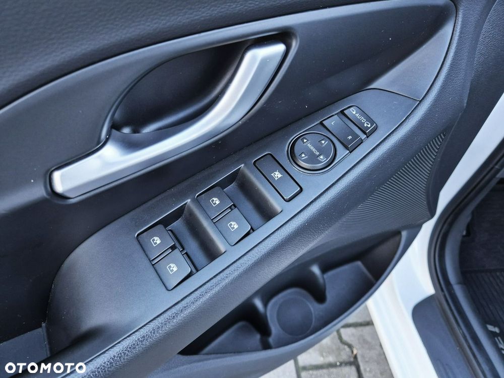 Hyundai i30 1.0 T-GDI Smart - 15