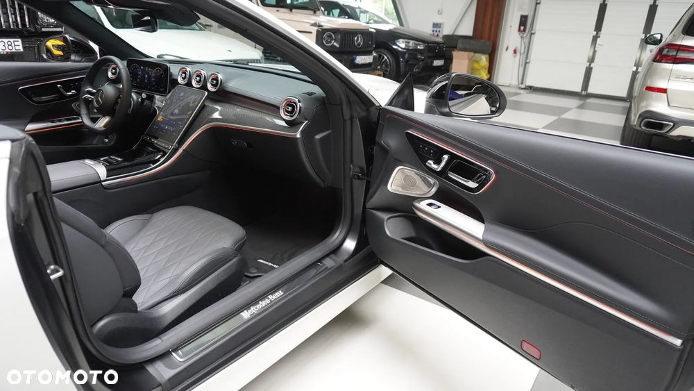 Mercedes-Benz CLE 300 mHEV 4-Matic AMG Line - 9