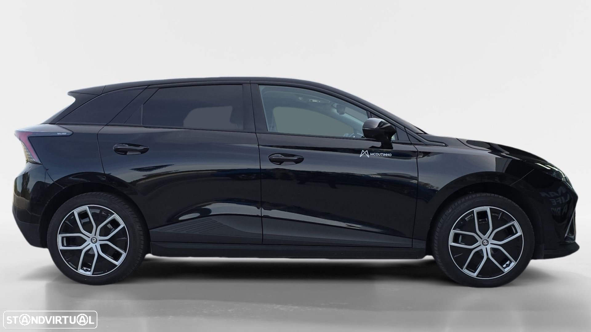 MG MG4 64 kWh Luxury - 8