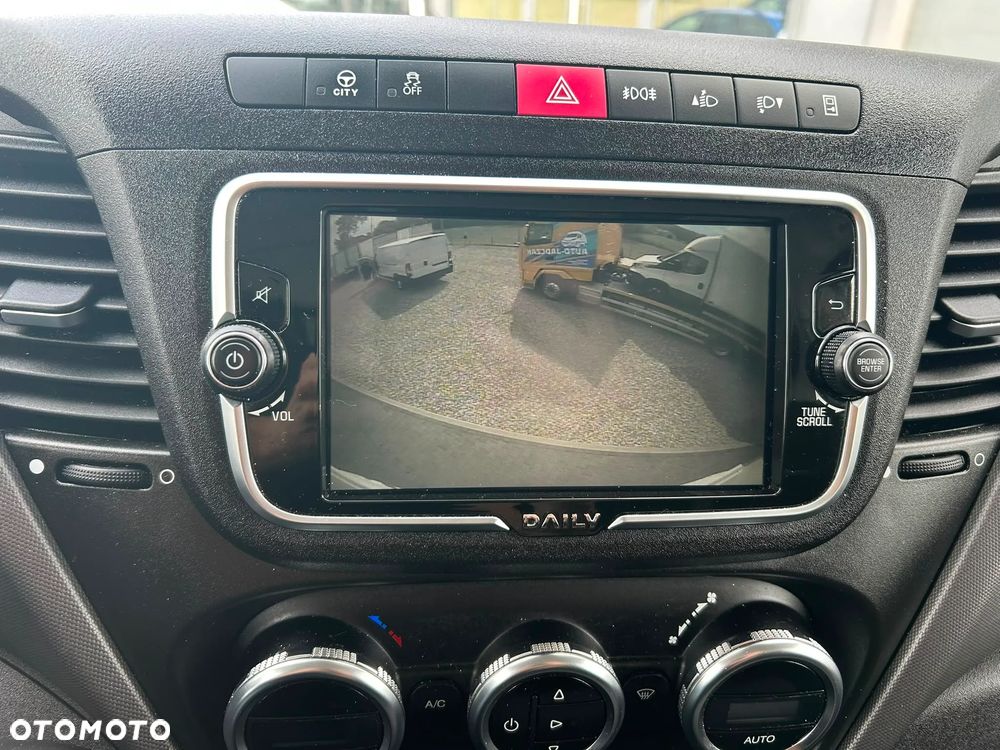 Iveco Daily 40C18 35C18 3.0 HPI Hi-Matic Kontener 8 palet + winda 1000kg + drzwi boczne **Tylko 88tyś. km.**Kamera**Klima**LED**Super stan**2023R** - 10
