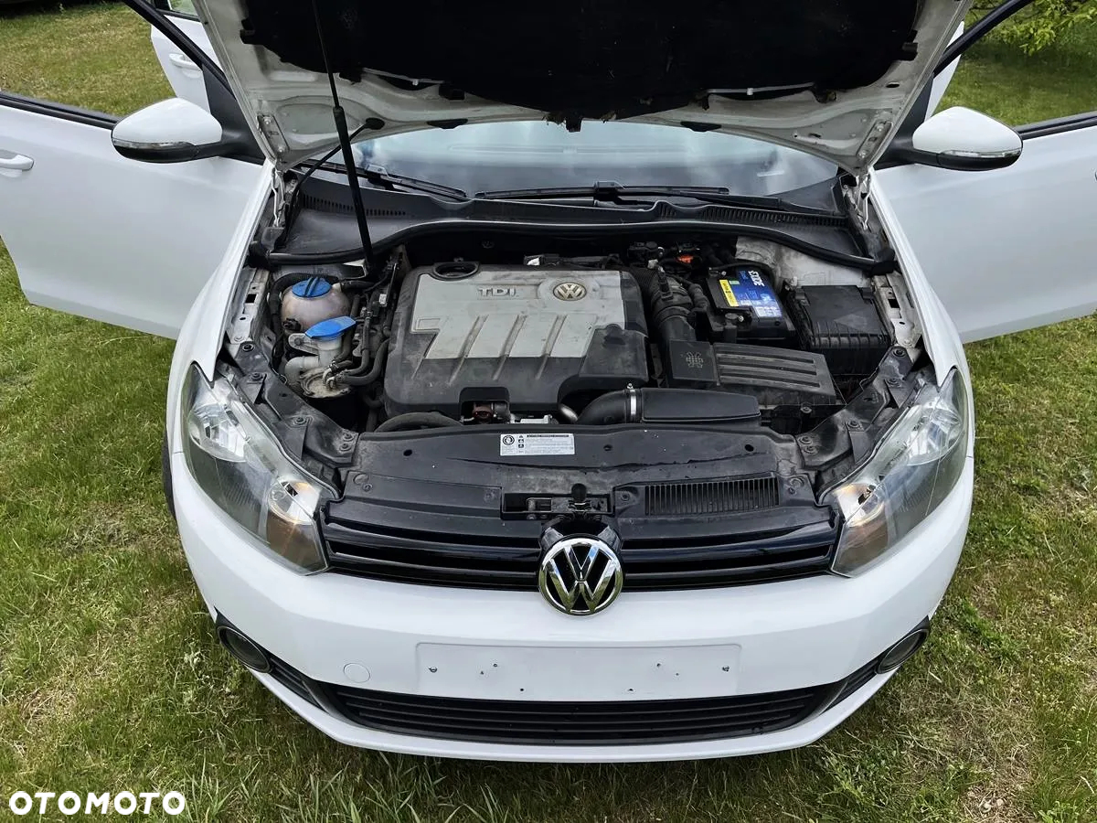 Volkswagen Golf - 11