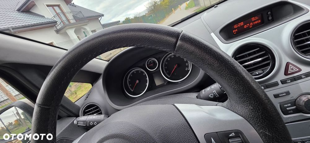 Opel Corsa 2012