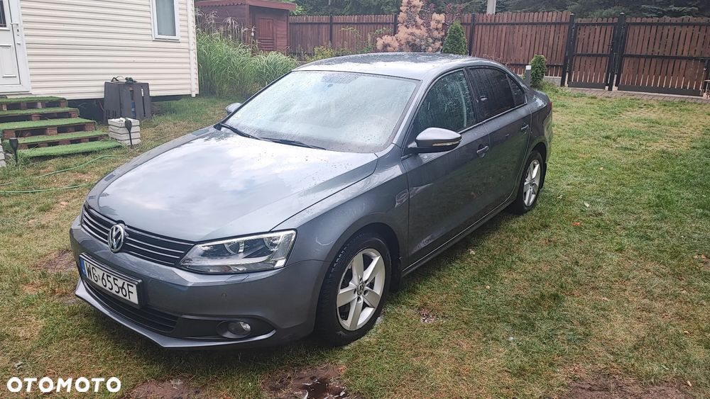 Volkswagen Jetta 1.6 TDI Comfortline - 2