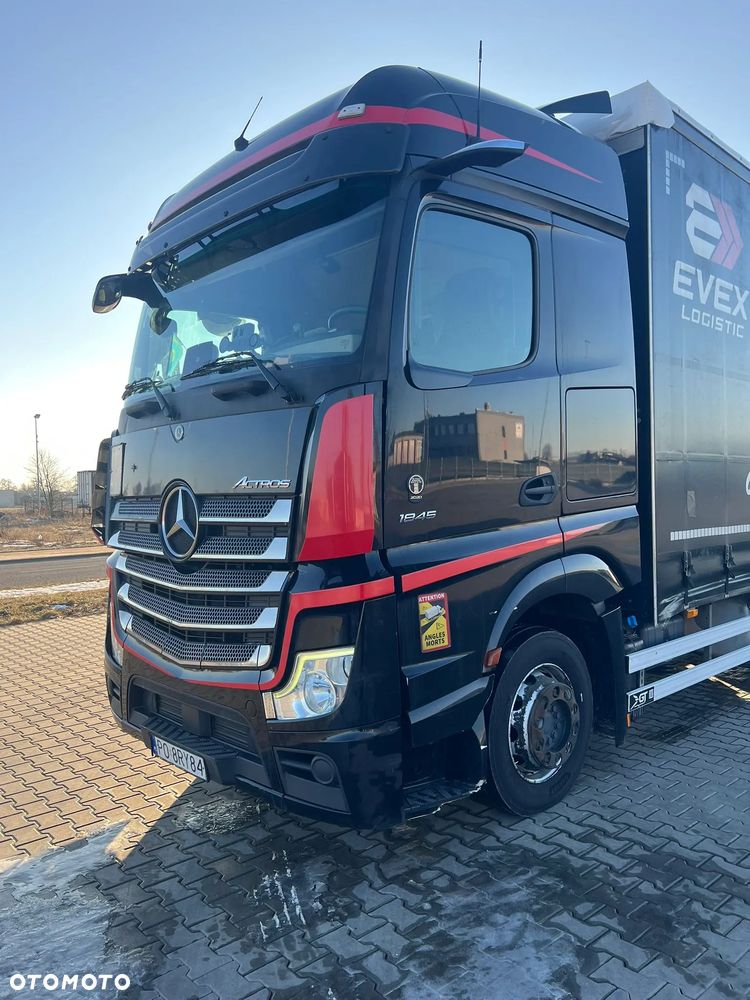 Mercedes-Benz Actros 1845