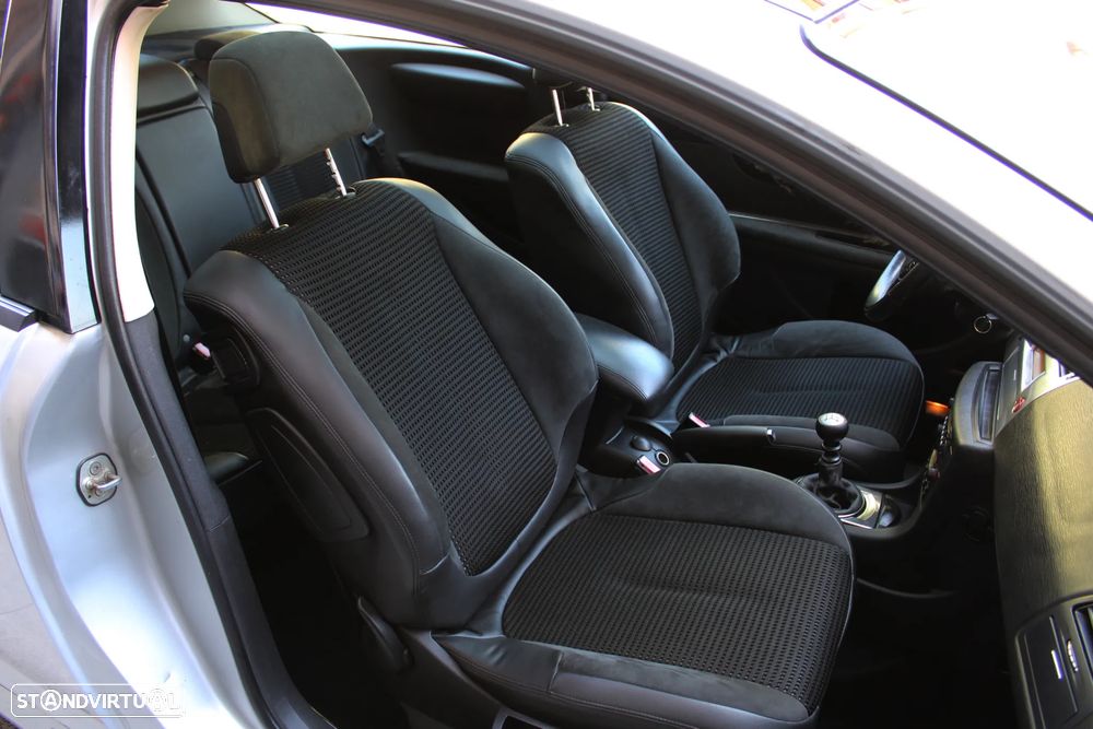 Citroën C4 2.0 HDi FAP VTS - 28