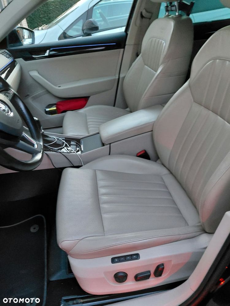 Skoda Superb 2.0 TDI 4x4 L&K DSG - 7
