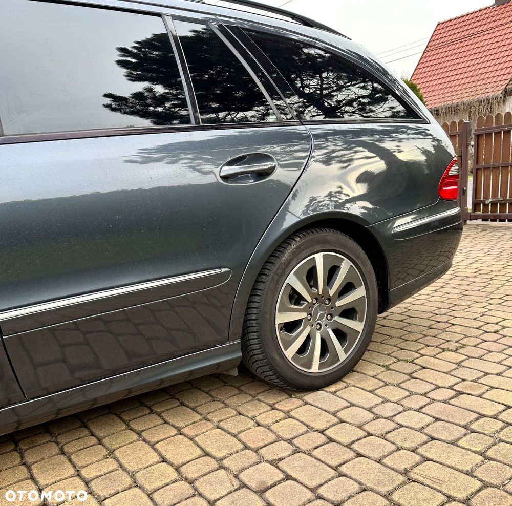 Mercedes-Benz Klasa E 320 CDI 7G-TRONIC Elegance - 20