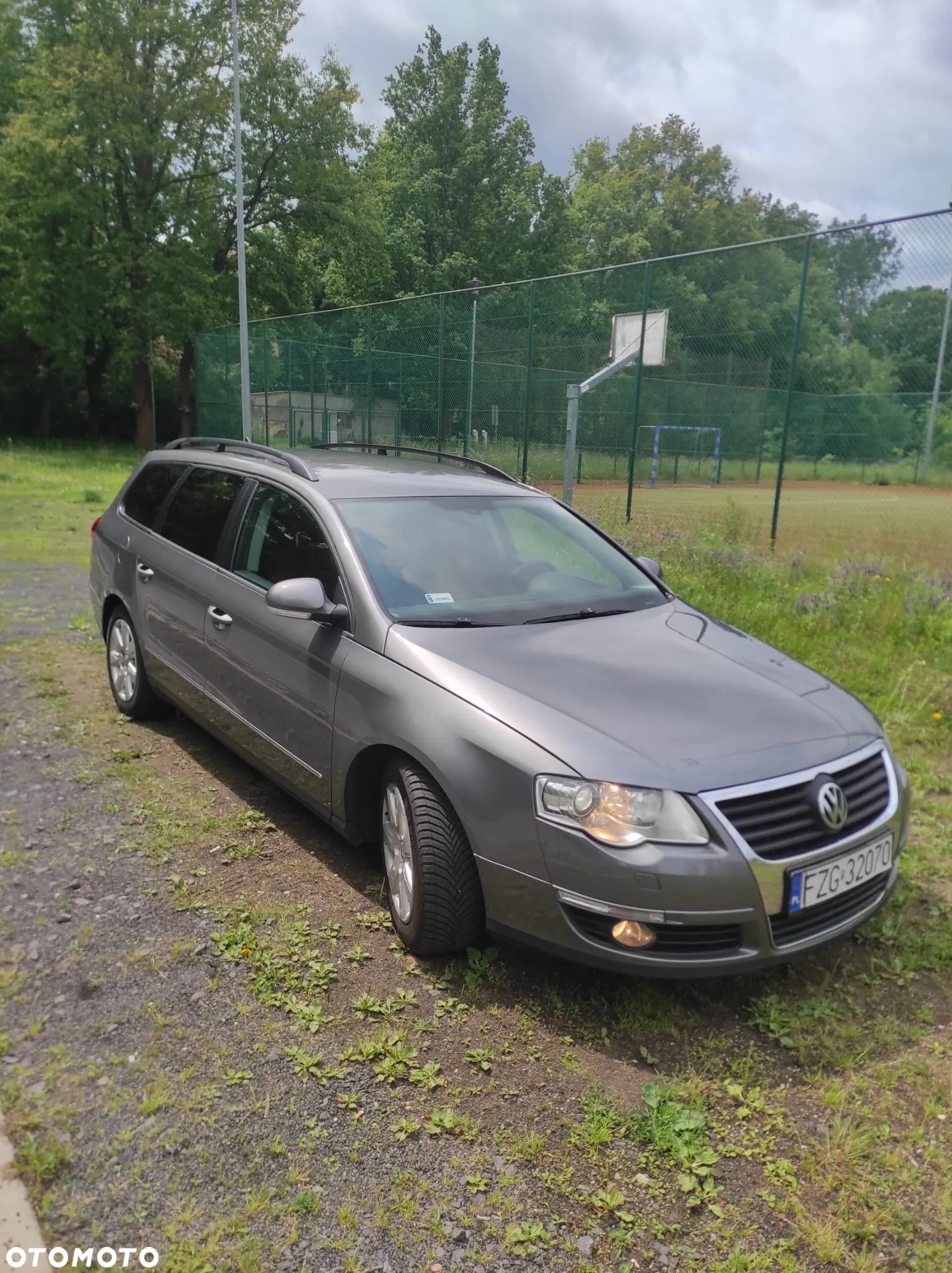 Volkswagen Passat 2.0 TDI Comfortline - 8