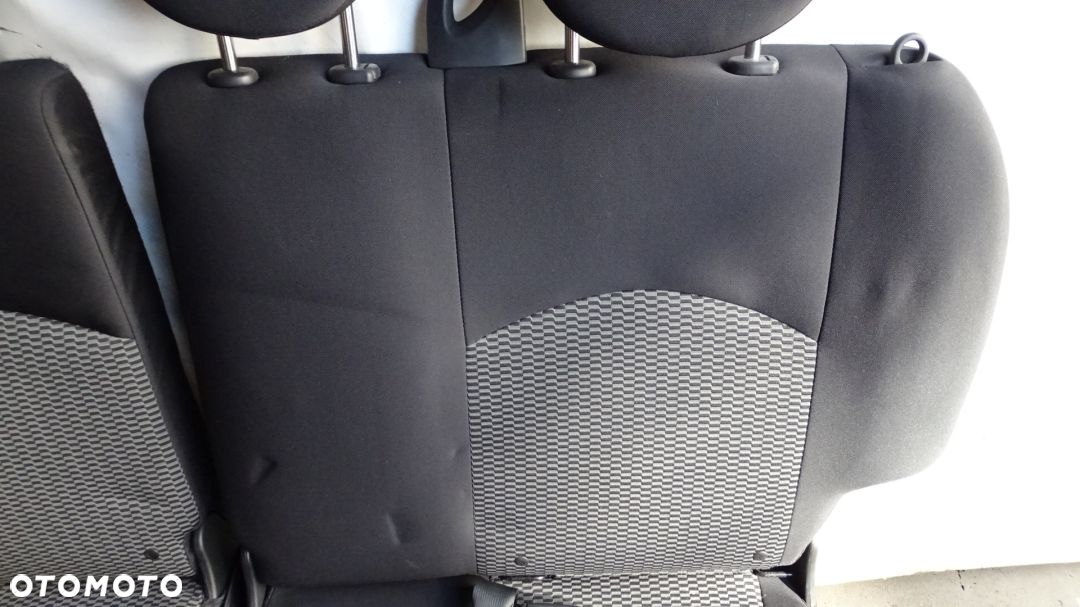 FOTELE KOMPLET NISSAN MICRA K13 - 12