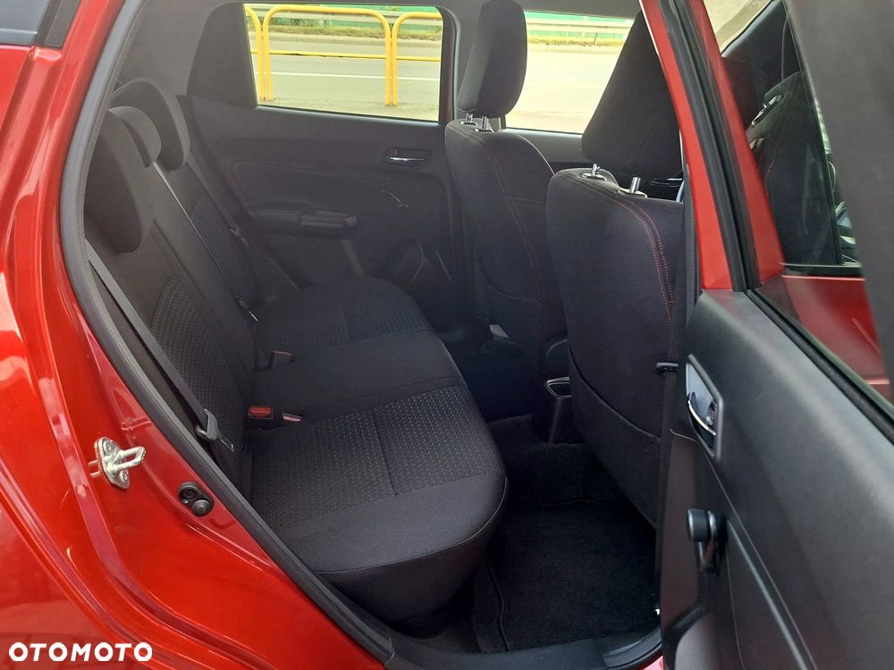 Suzuki Swift 1.2 SHVS Premium Plus - 15
