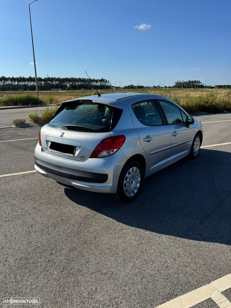 Peugeot 207 1.6 HDi 98g - 3