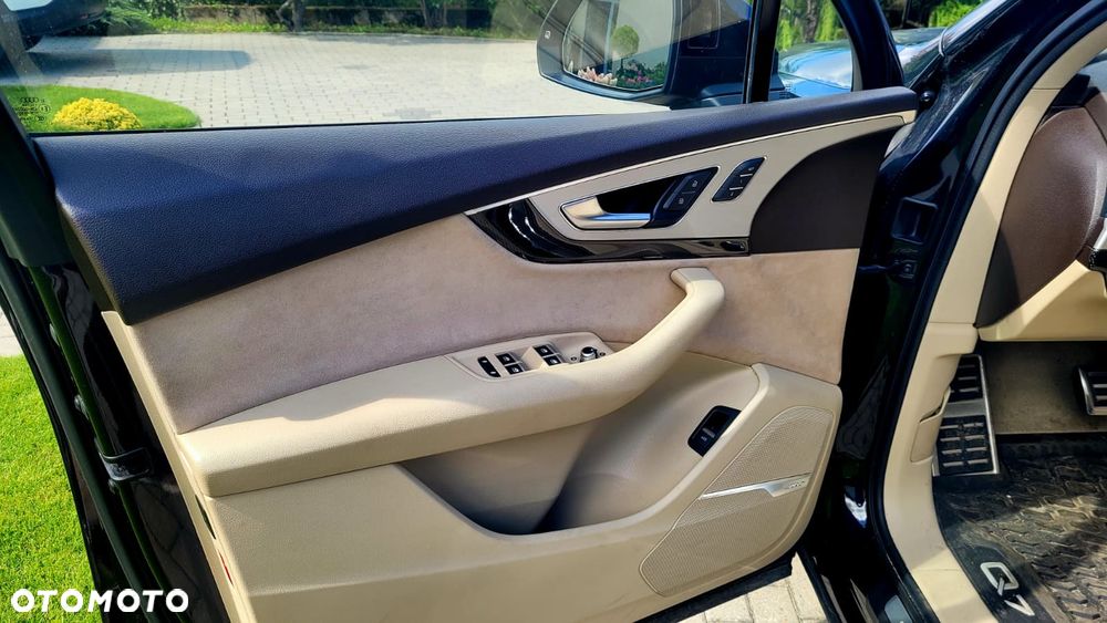 Audi SQ7 - 10