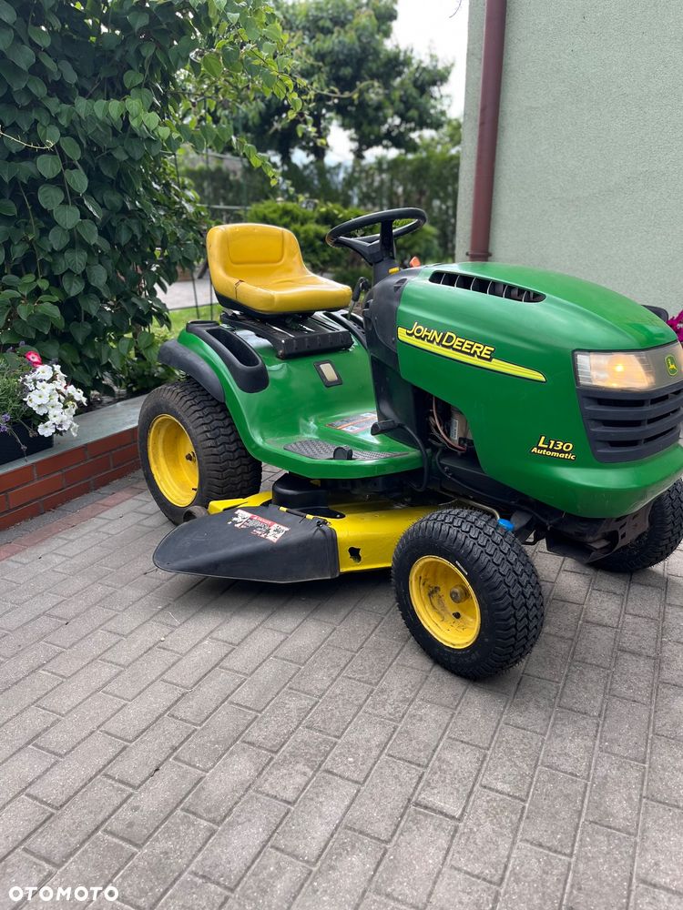 John Deere L130 Hydrostat 23km 48” deck - 6