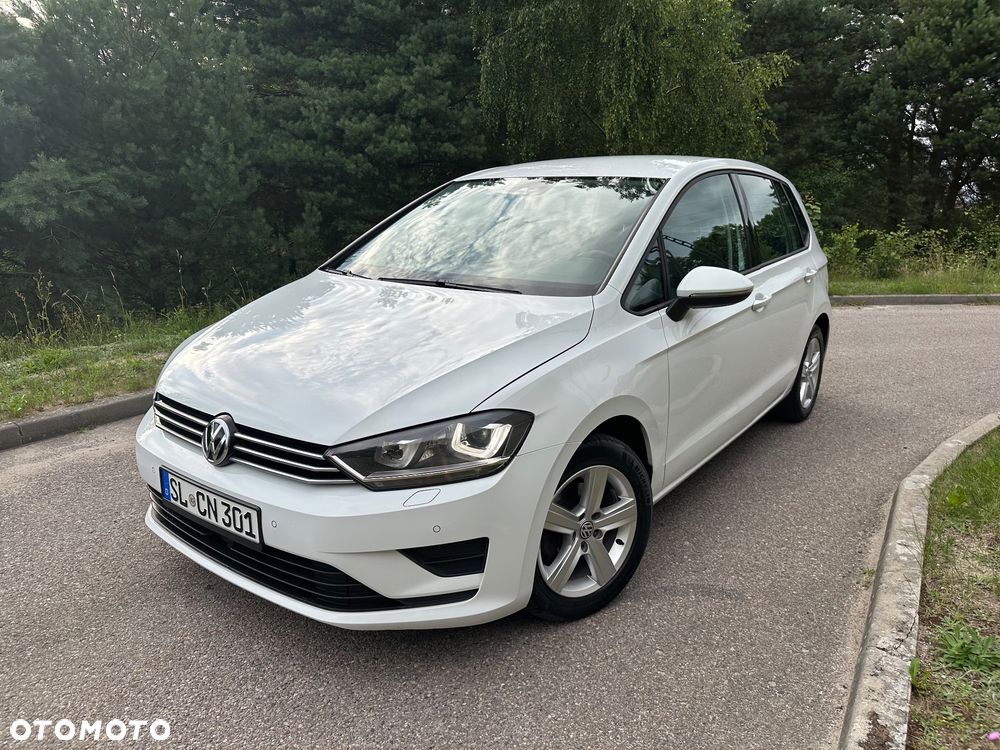 Volkswagen Golf - 1