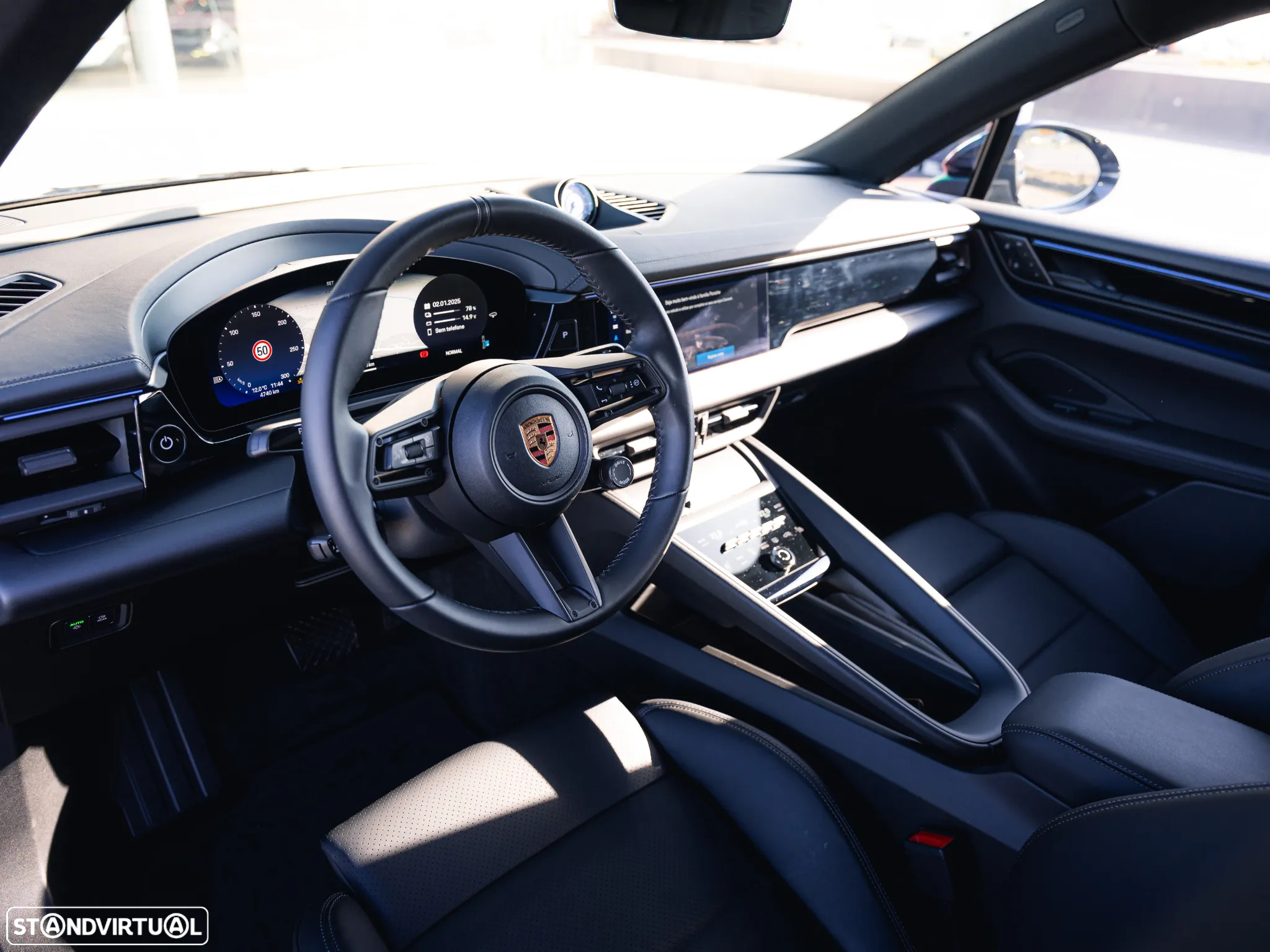 Porsche Macan Electric 4 - 19
