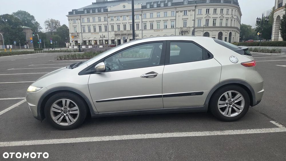Honda Civic 1.8 Executive - 7