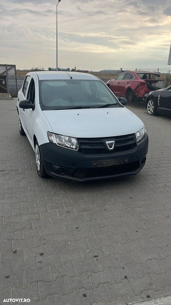 Dezmembram Dacia Sandero 1.2 benzina din 2015