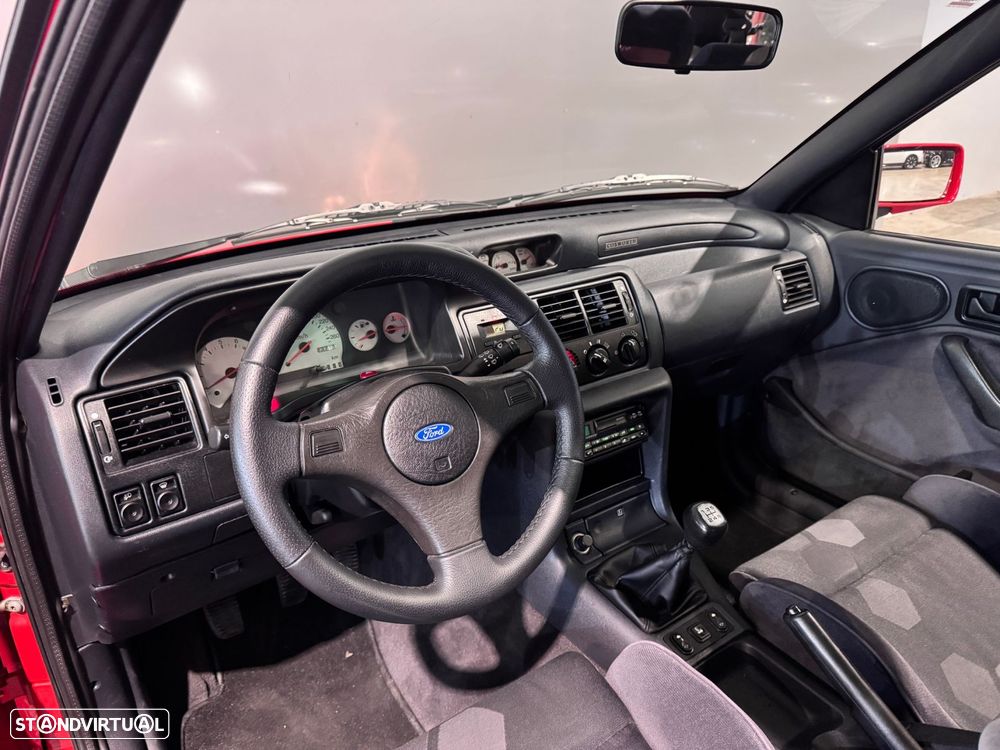 Ford Escort 2.0i RS Cosworth - 33