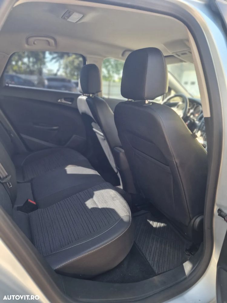 Opel Astra 1.4 Turbo ECOTEC Enjoy - 10