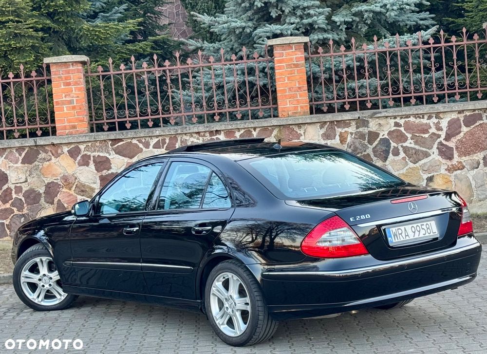Mercedes-Benz Klasa E - 19