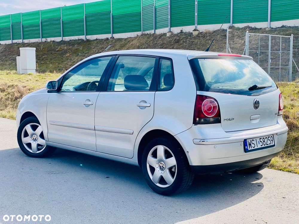 Volkswagen Polo 1.4 Comfortline - 9