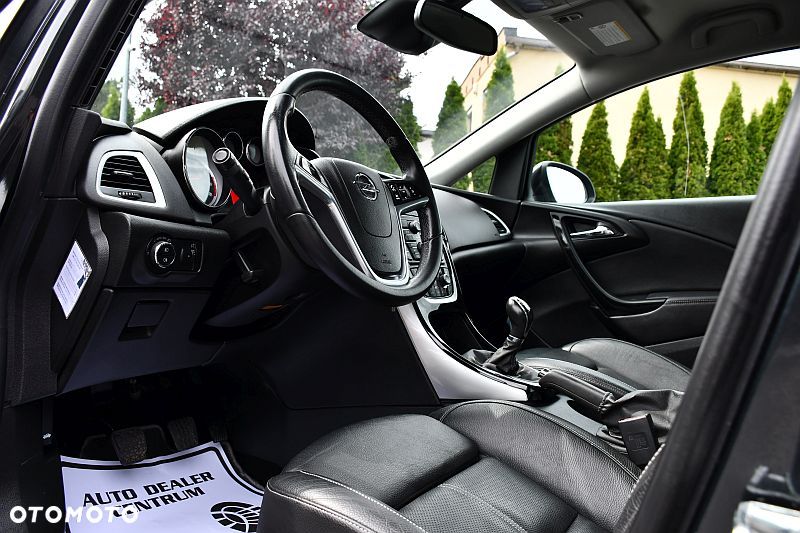Opel Astra 1.4 T Cosmo - 9