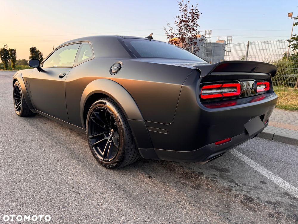 Dodge Challenger 6.2 Hellcat Widebody - 1