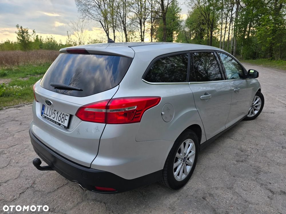 Ford Focus 2.0 TDCi Titanium ASS - 5