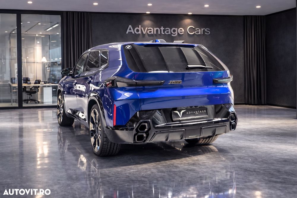BMW XM - 7