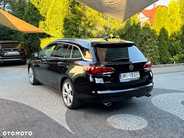 Opel Astra - 4