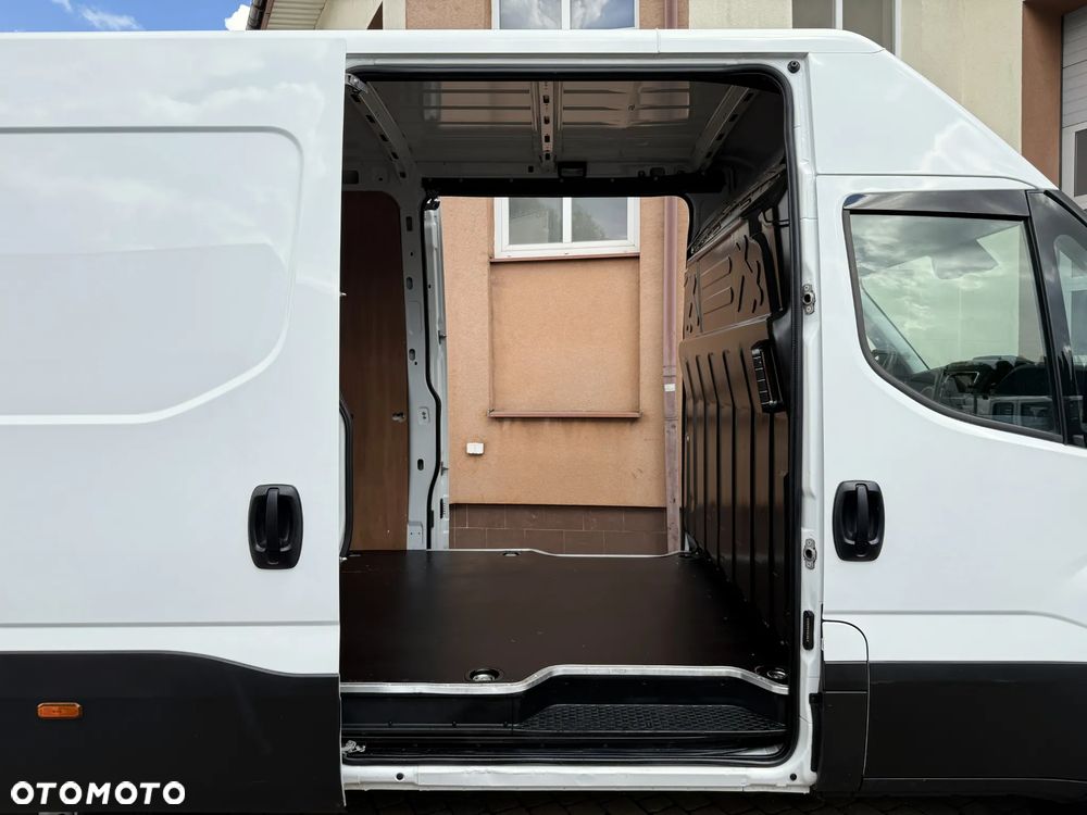 Iveco Daily L3H2 HI-MATIC - 10