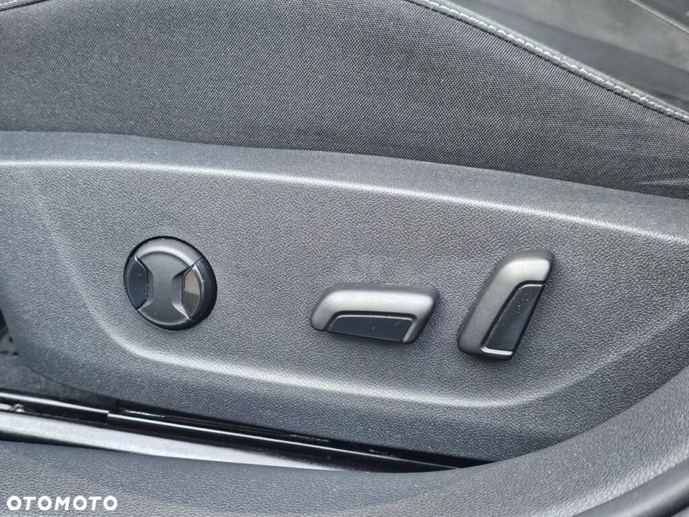 Skoda Kamiq 1.0 TSI Style DSG - 27