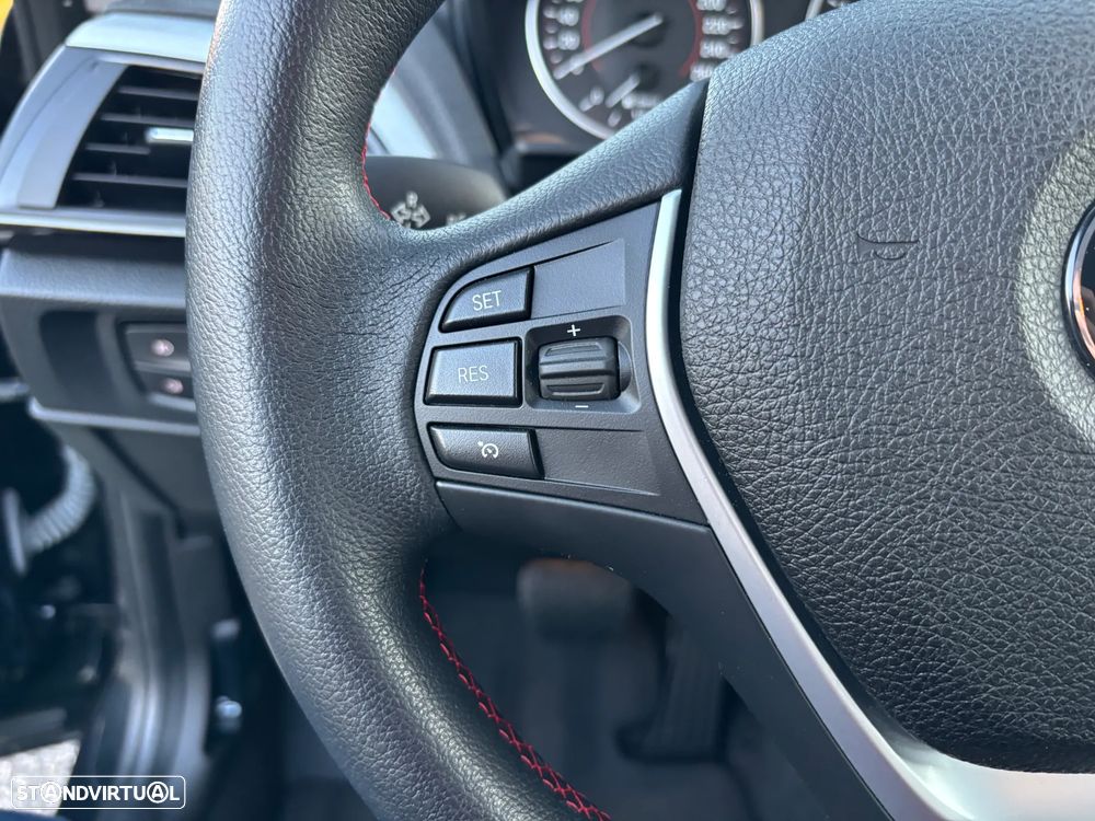 BMW 116 dA Line Sport - 16