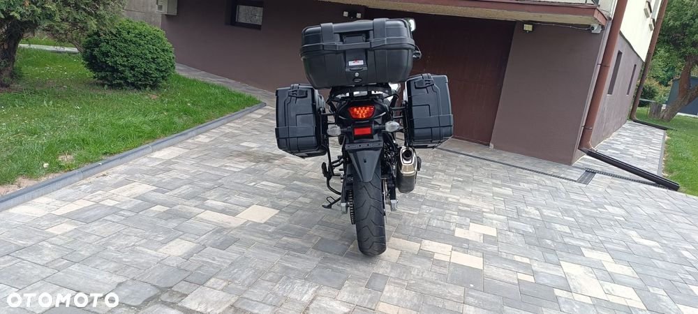 Suzuki V-STROM - 36