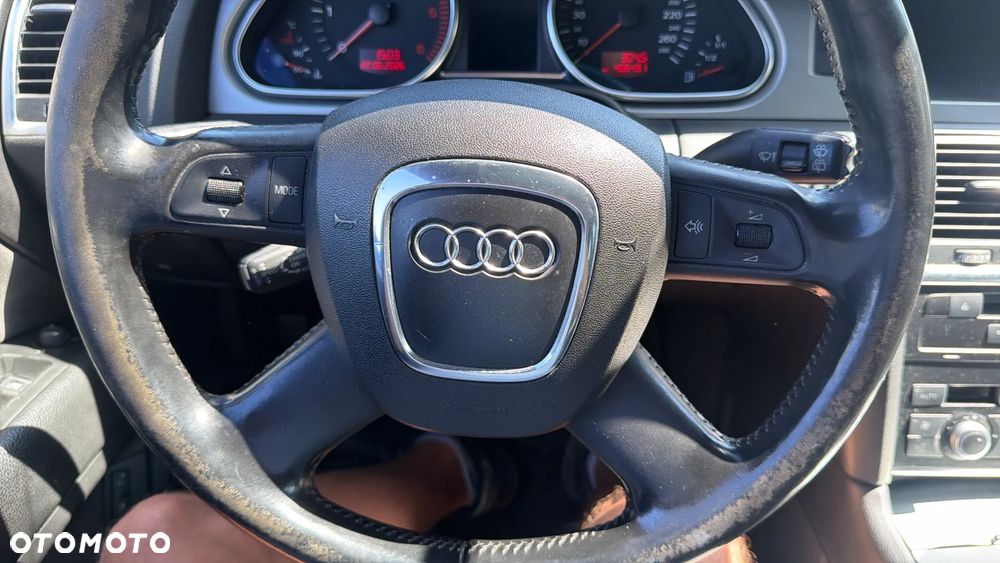 Audi Q7 - 19
