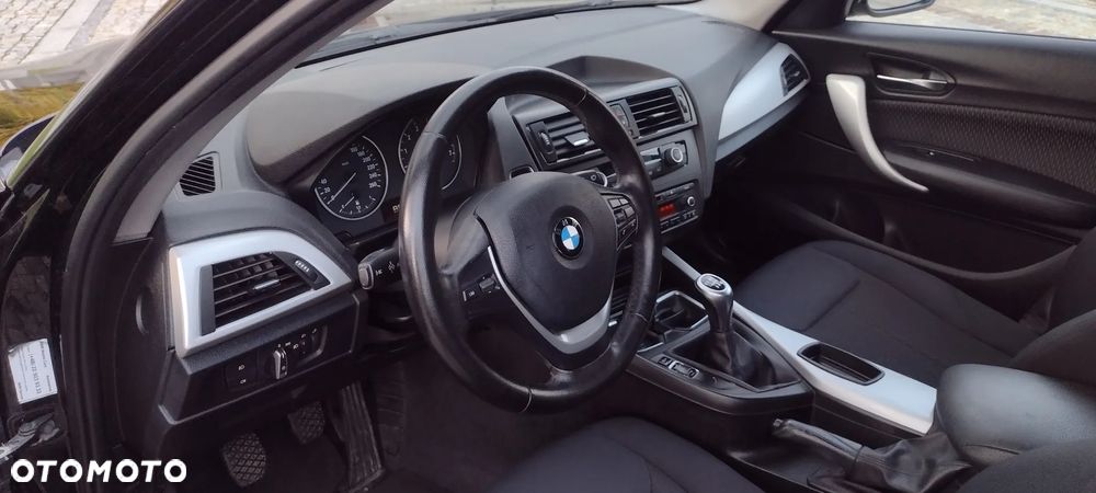 BMW Seria 1 114i Sport Line - 25