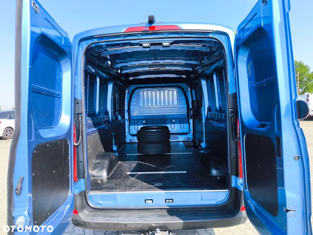 Maxus Deliver 9 - 13