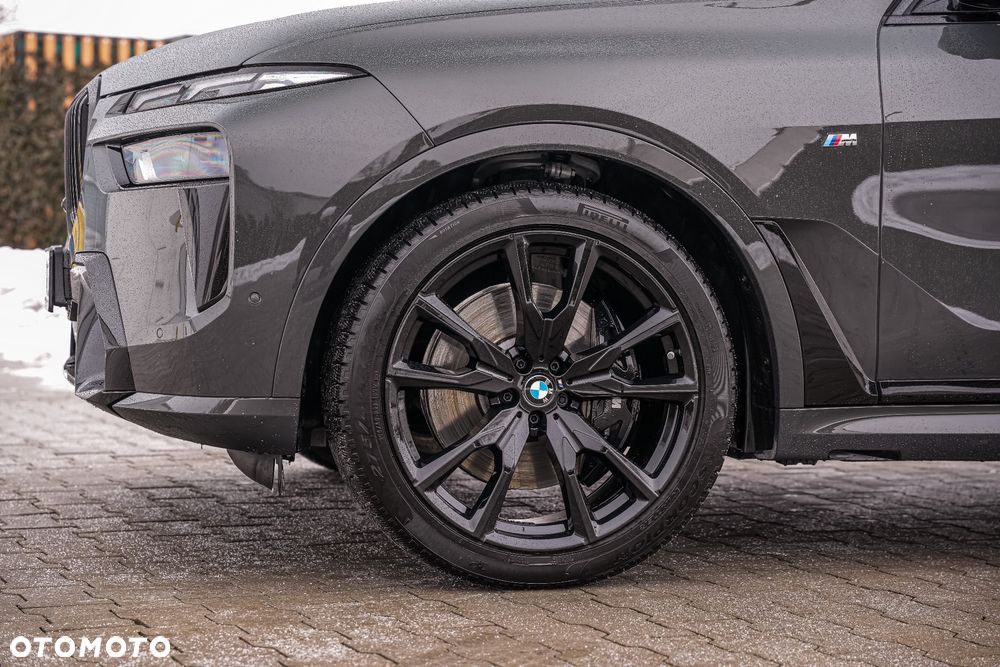 BMW X7 - 27