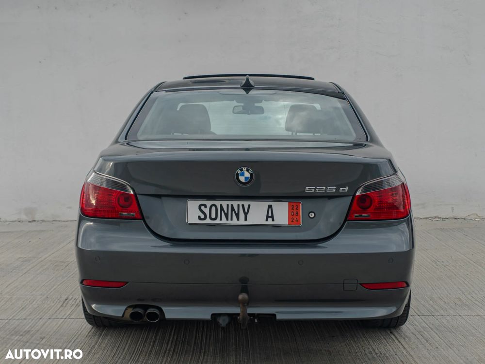 BMW Seria 5 525d - 6