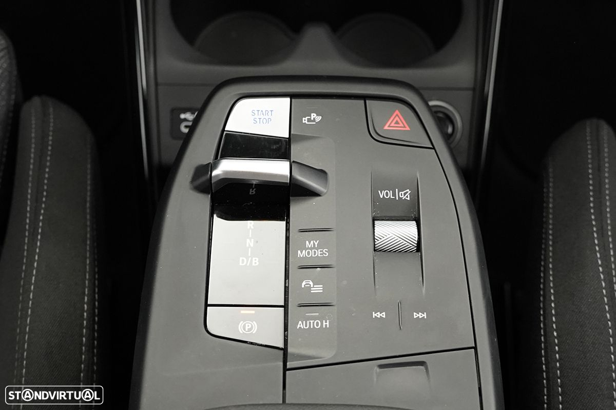 BMW iX1 xDrive30 - 18