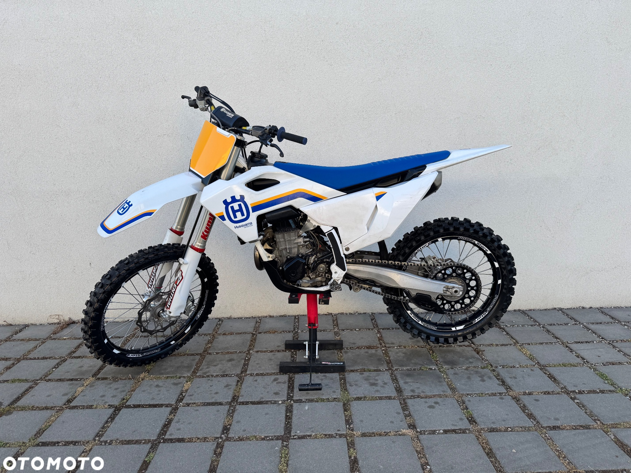 Husqvarna FC