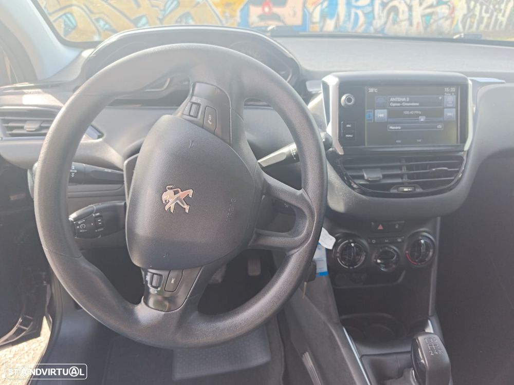 Peugeot 208 1.6 BlueHDi Style - 13
