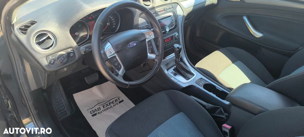 Ford Mondeo 2.0 Duratorq TDCi Powershift Titanium - 17