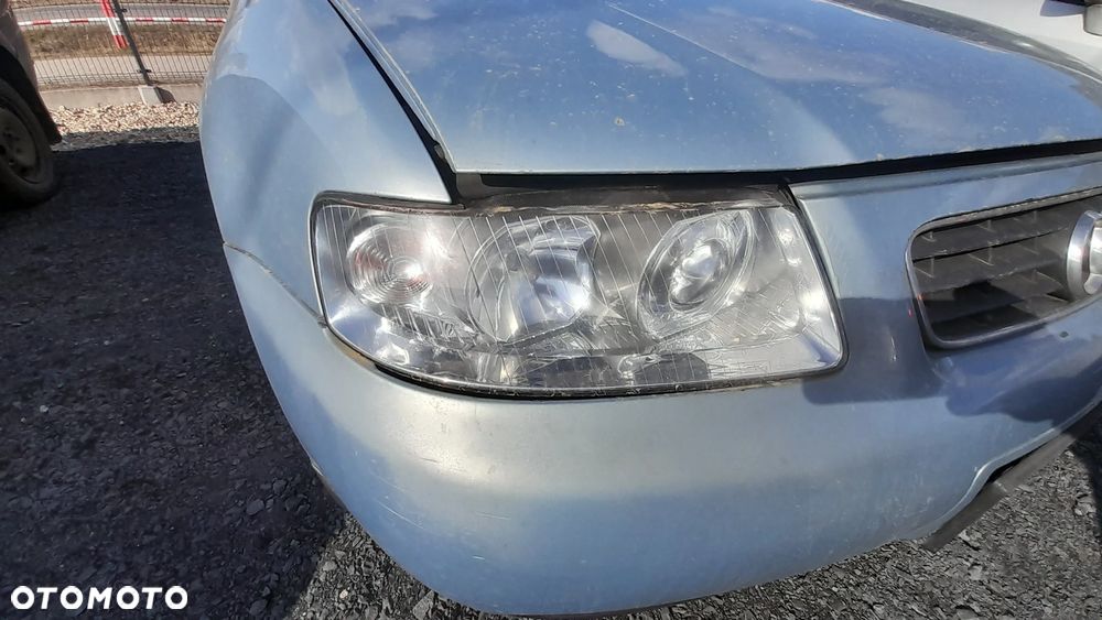 AUDI A3 8L LIFT FL LAMPA LEWY PRAWY PRZÓD PRZEDNIA LEWA PRAWA nr. 32/3 - 2