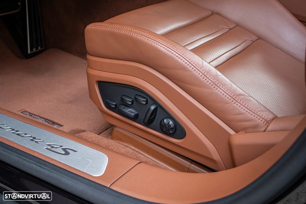 Porsche Panamera Sport Turismo 4S E-Hybrid - 11