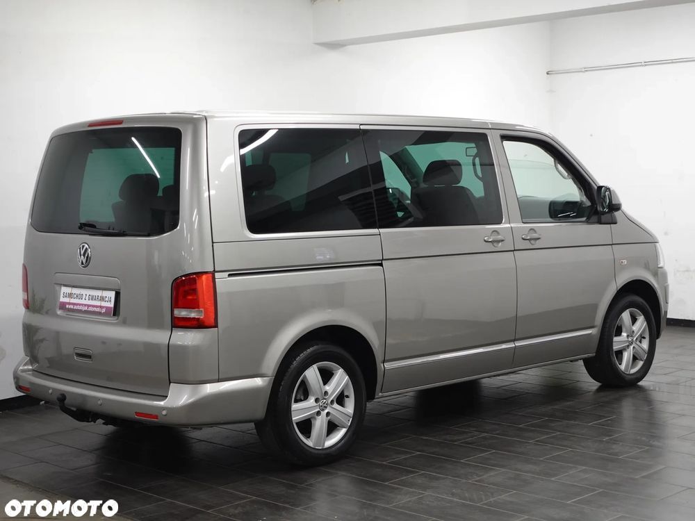 Volkswagen Multivan - 9